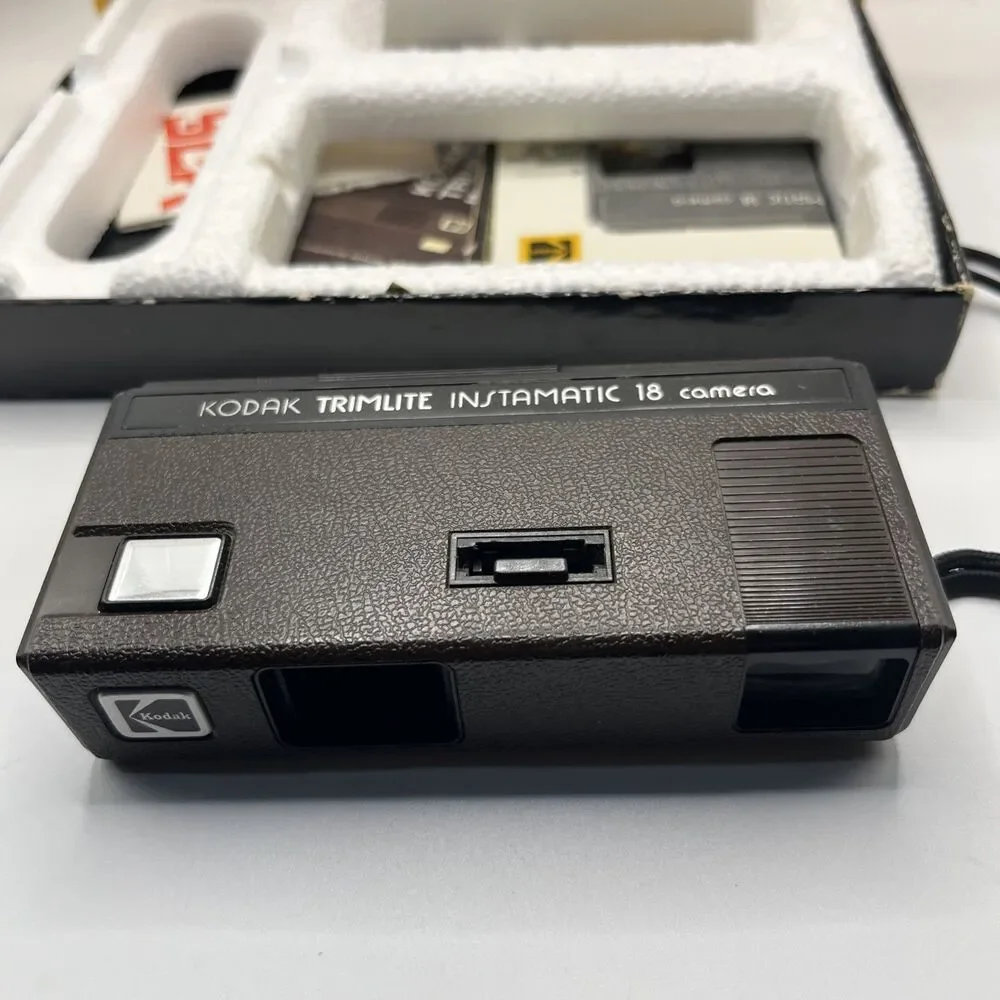 Kodak Trimlite Instamatic 18 Film Camera Vintage 1970’s NOT TESTED